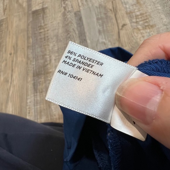 Lady Hagen Essentials Golf Shorts Navy Blue Size 2 Stretch Flat Front Pockets - Picture 7 of 8